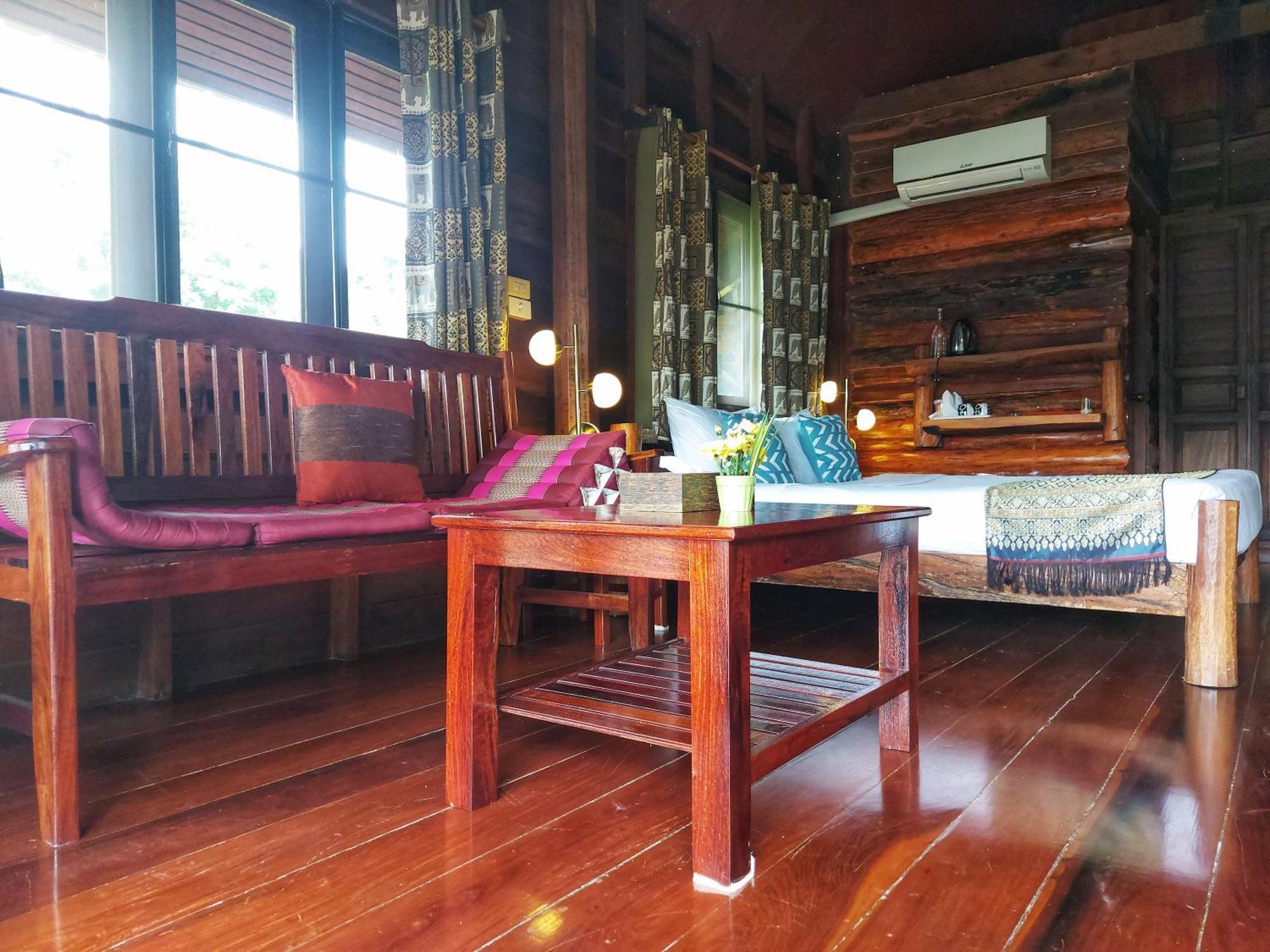 Mekong Villas Pak Chom Luaran gambar