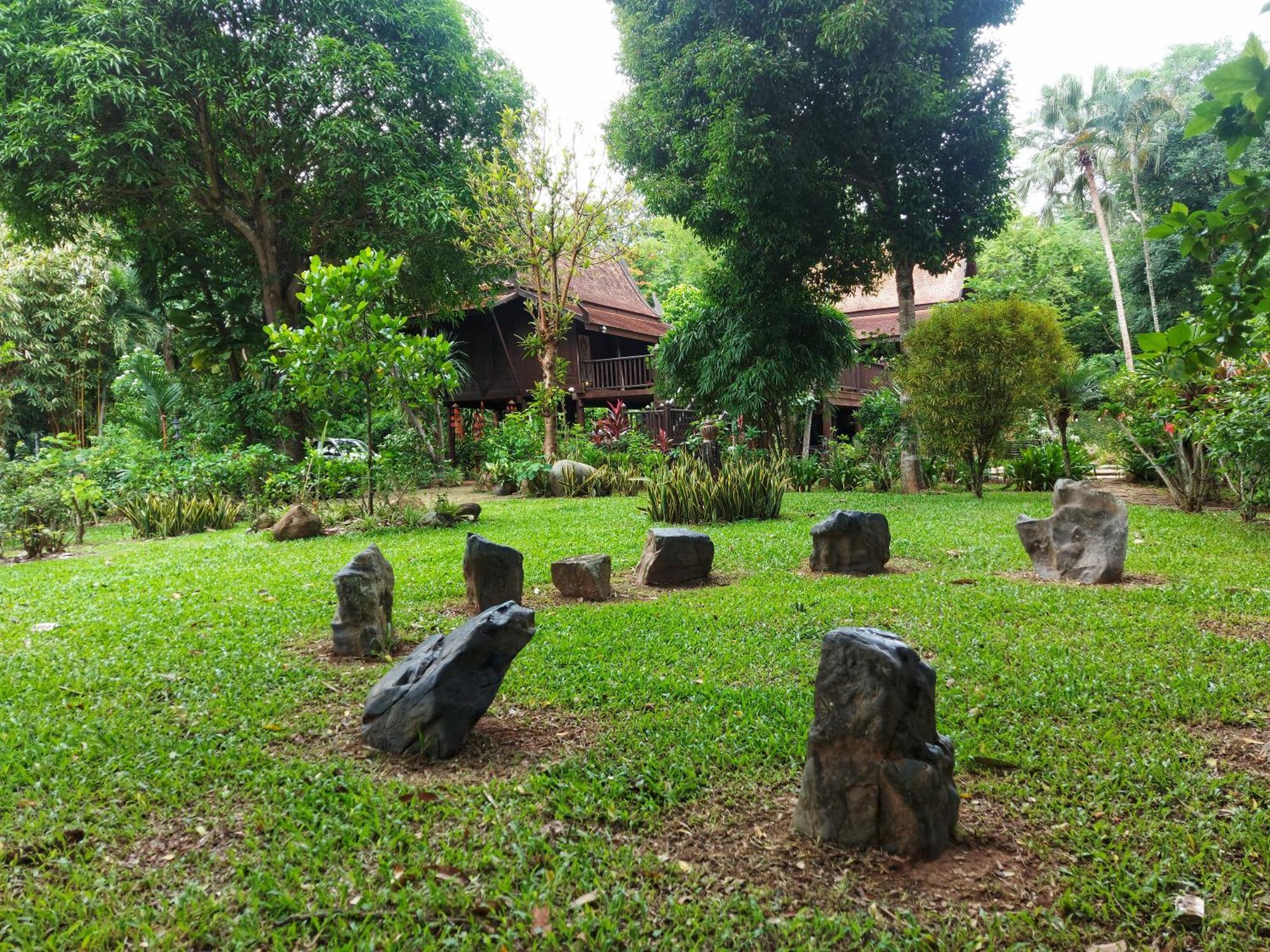 Mekong Villas Pak Chom Luaran gambar