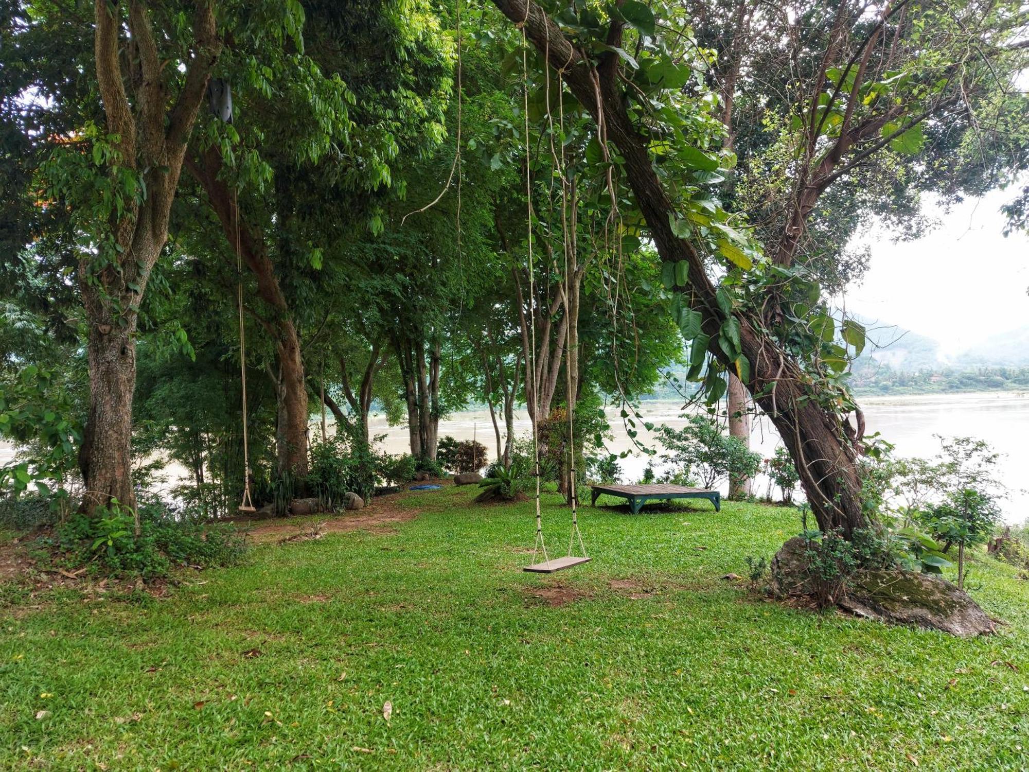 Mekong Villas Pak Chom Luaran gambar